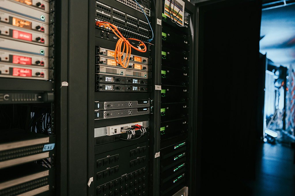 HYPER CONVERGED INFRASTRUCTURE